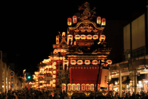 秋の高山祭2025｜八幡祭日程・屋台・アクセス・駐車場・スケジュール・歴史など完全ガイド！